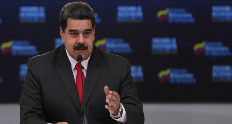 Nicolás Maduro aprobó Bs. S. 9.072 millones a sector empresarial